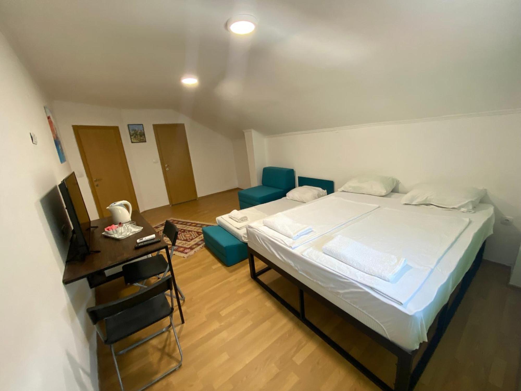 Apple Line Appartments Mostar Bagian luar foto