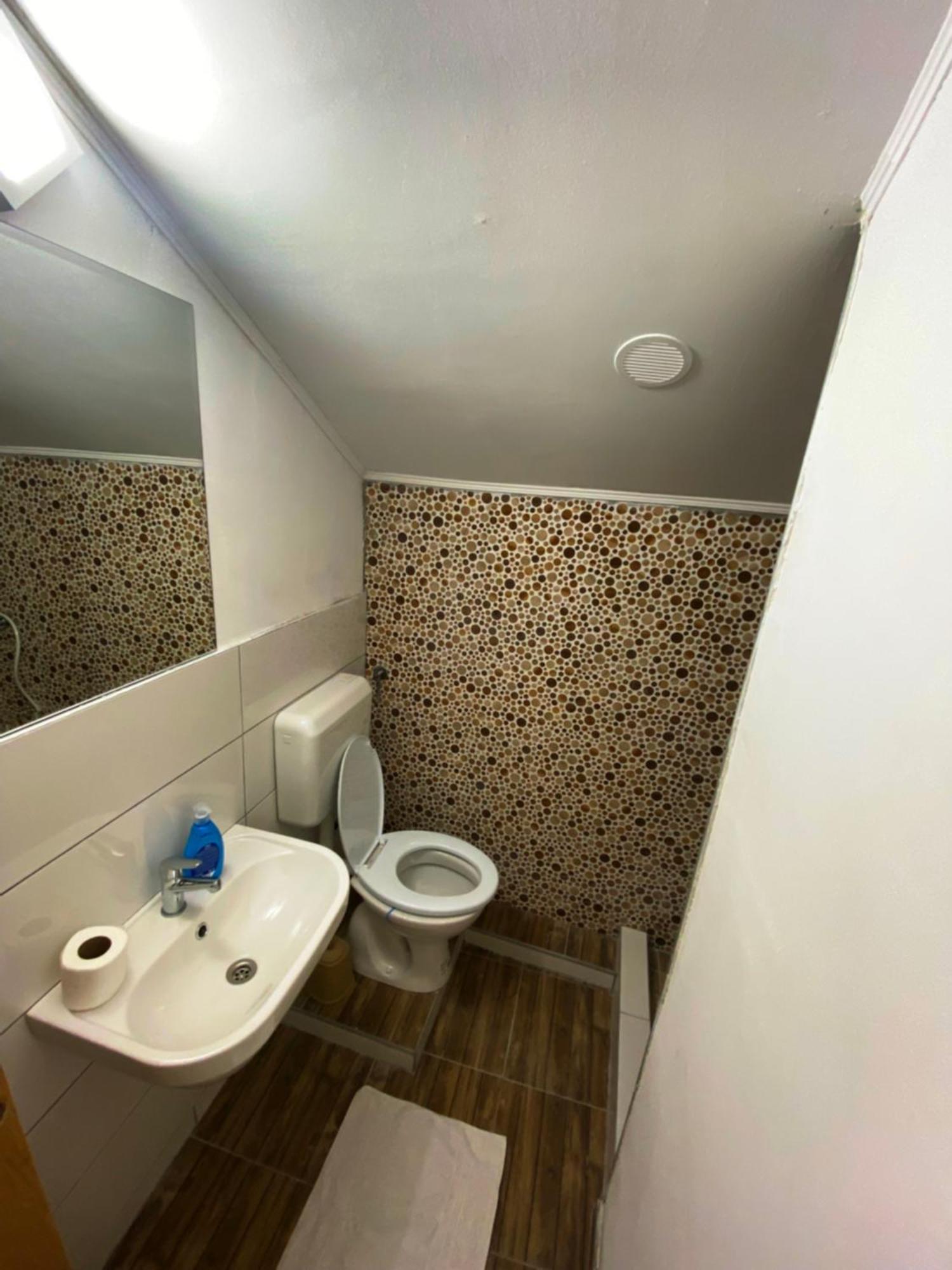 Apple Line Appartments Mostar Bagian luar foto
