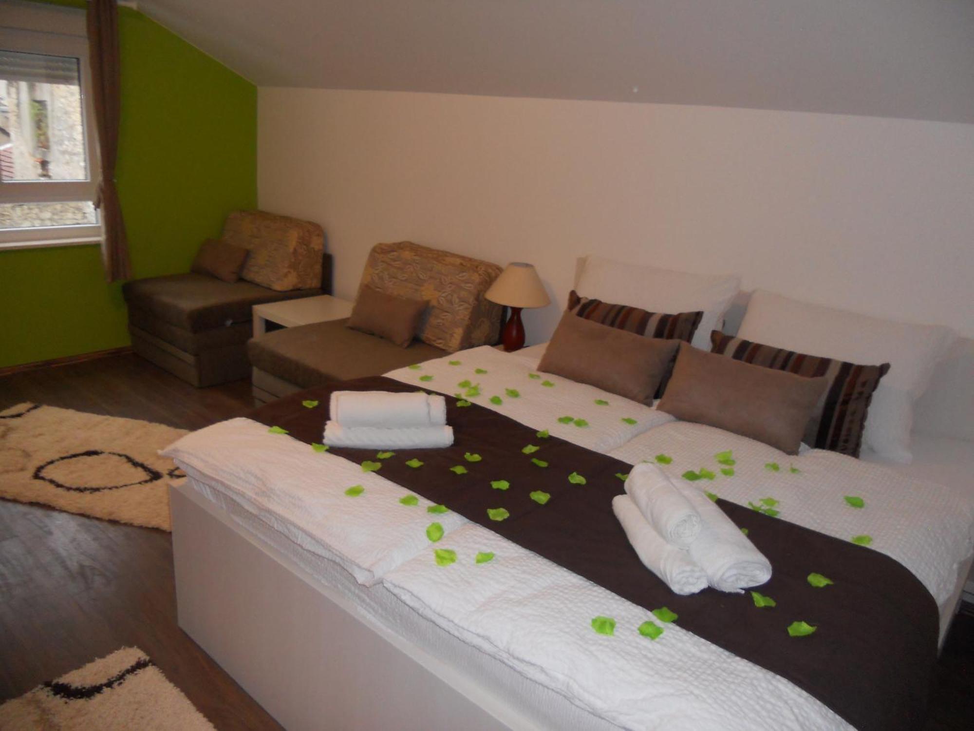 Apple Line Appartments Mostar Bagian luar foto